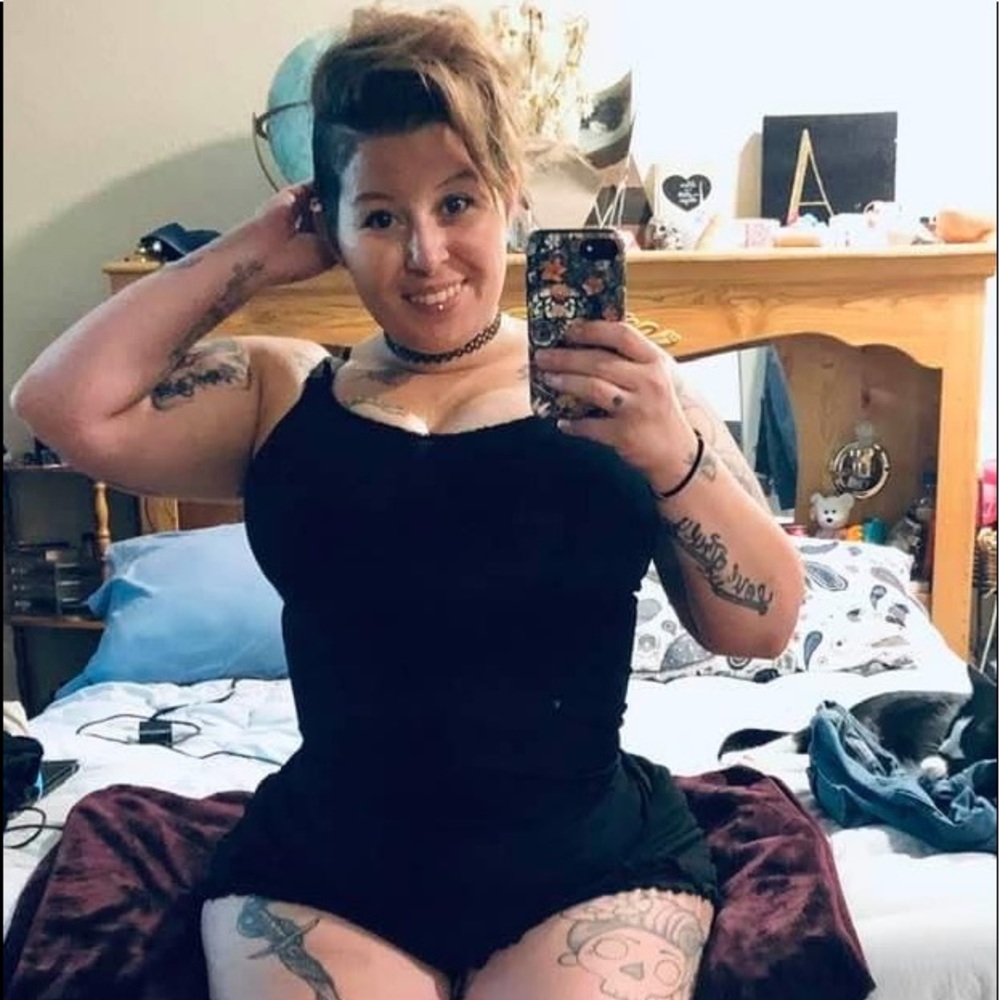 Meet your Posher, Alissa